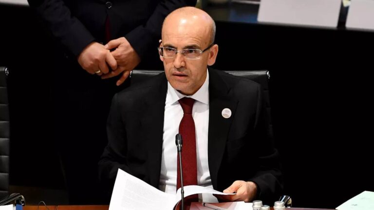 bakan-simsek-yatirima-ve-bolgesel-kalkinmaya-yonelik-desteklerimiz-guclenerek-devam-edecek-qT2m8N4r.jpg