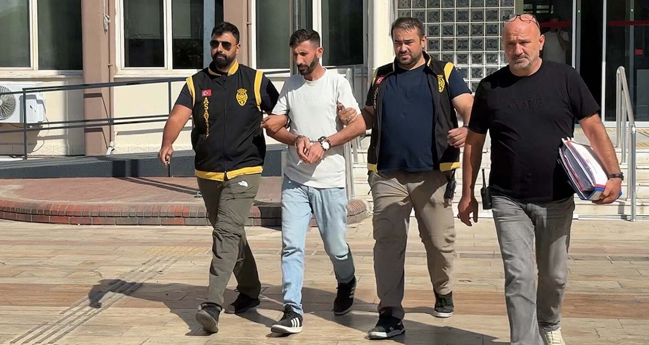 cezaevinden kacan supheliden tekrar kacacak misiniz sorusuna piskin yanit 96QLw9TU