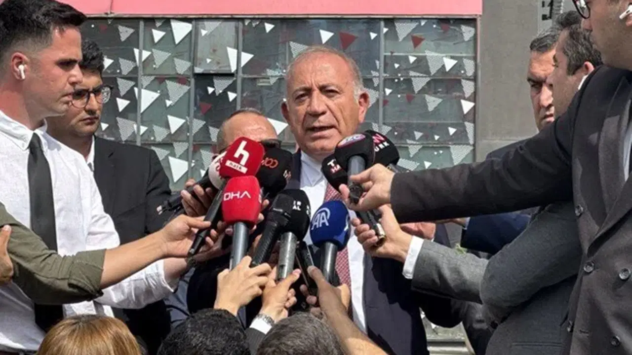 gursel tekin chp il baskanliginin araclari trafikten men edilsin diye dilekce verdi talebi reddedildi 8xWANp2J