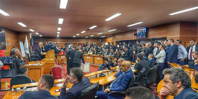 bayrampasa belediye baskan vekilligi seciminde tartisma BtTlVdwJ.jpg