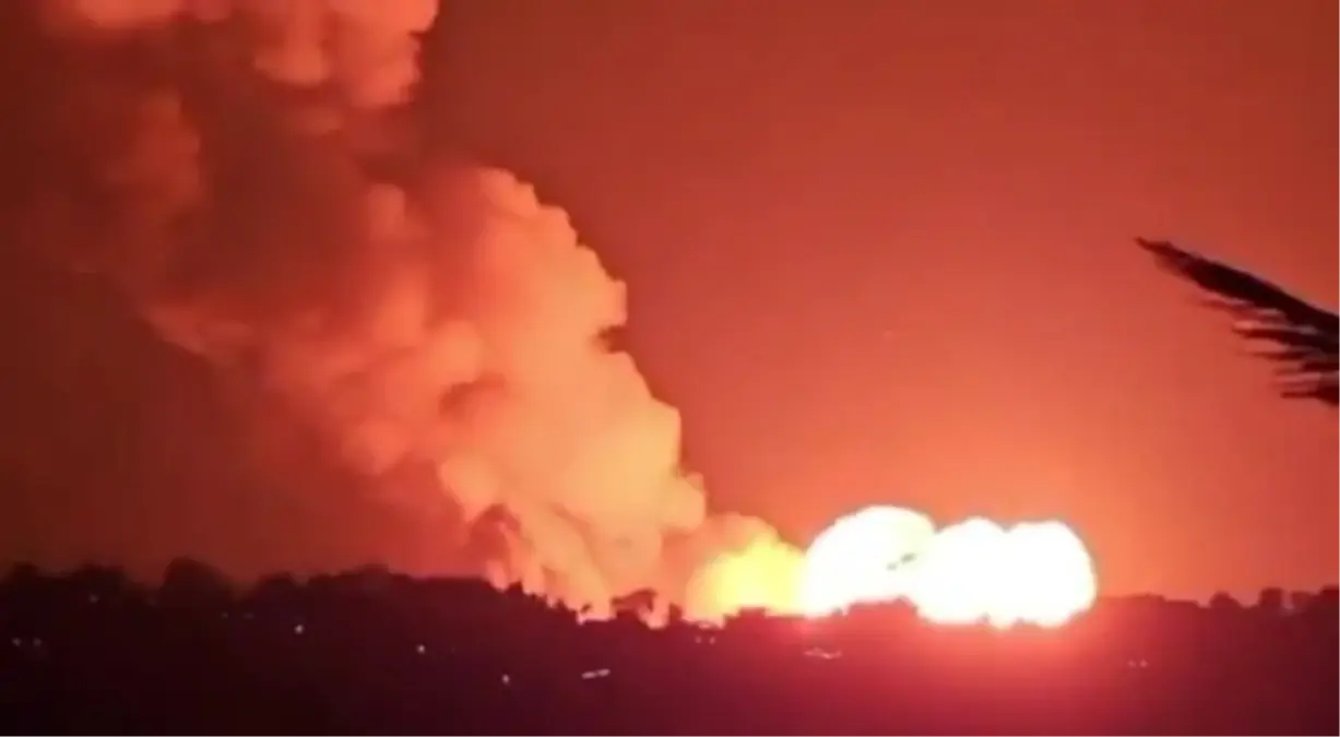 israilin lubnana hava saldirisi Sj9iCqay.jpg