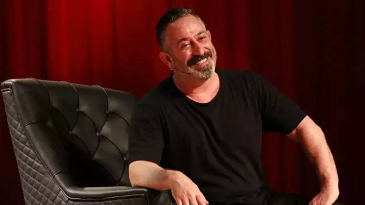 Cem Yılmaz’dan esprili paylaşım: ‘Kardeşim bilet almış!’