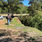 top-oynarken-35-metrelik-ucurumdan-dusup-oldu-XDj1c9Kk