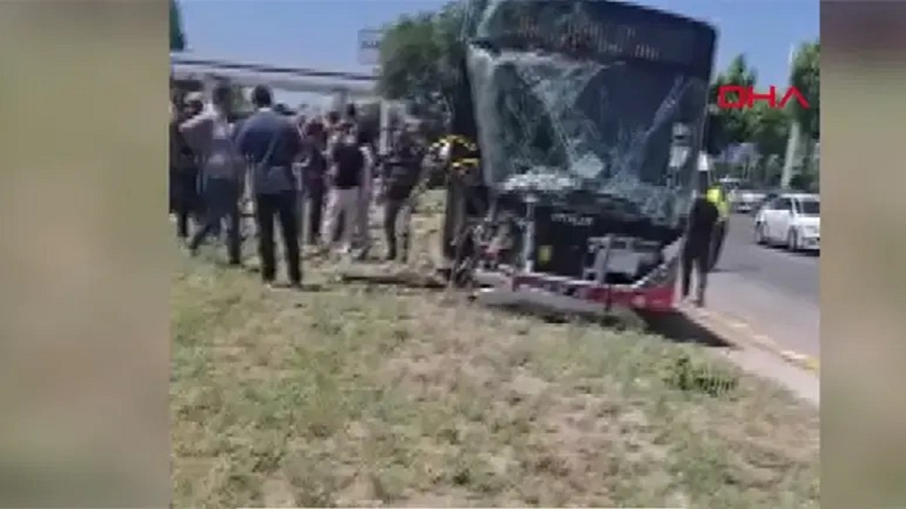Ankara’da belediye otobüsü kaza yaptı! Yaralılar var