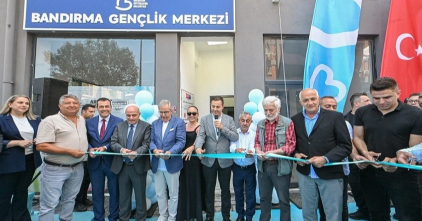 Balikesir buyuksehirden bandirmaya 2nci genclik merkezi shJYSvT6